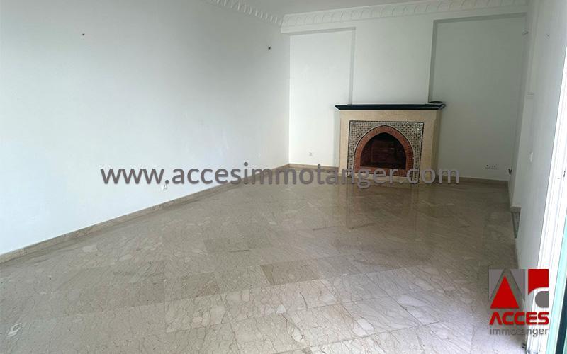 ÉLÉGANTE VILLA VIDE À LOUER — 4