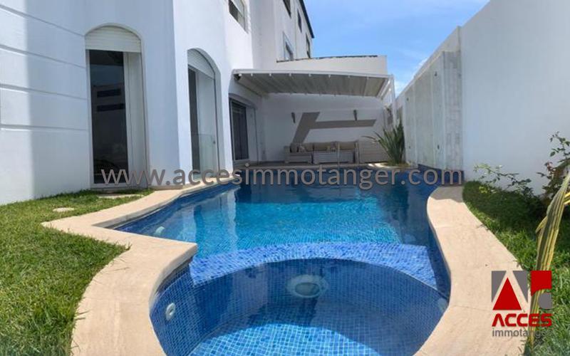 LUXUEUSE VILLA AVEC PISCINE (AV195922)