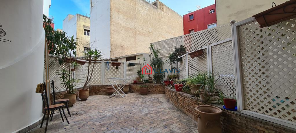 Appartement Maarif avec terrasse