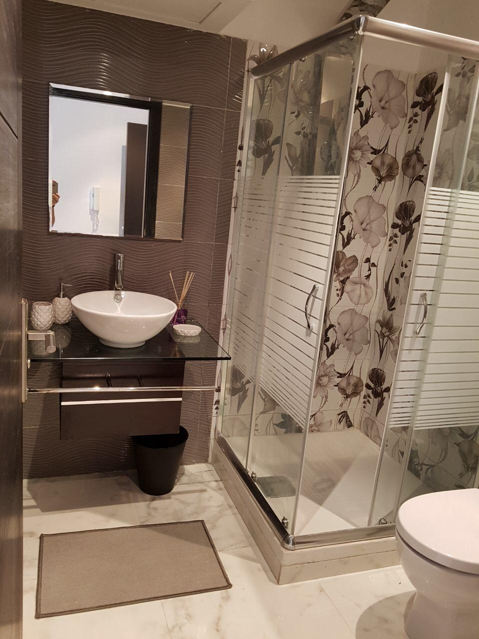 GAUTHIER, joli appartement EN VENTE 1 CH — 4