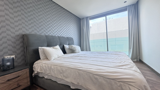 joli studio neuve à louer Bourgogne Ouest — 6
