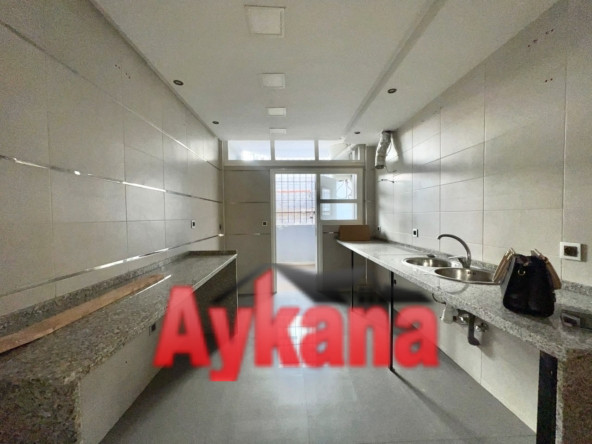 Appartement 140 m² à Quartier Agdal Bas — 10