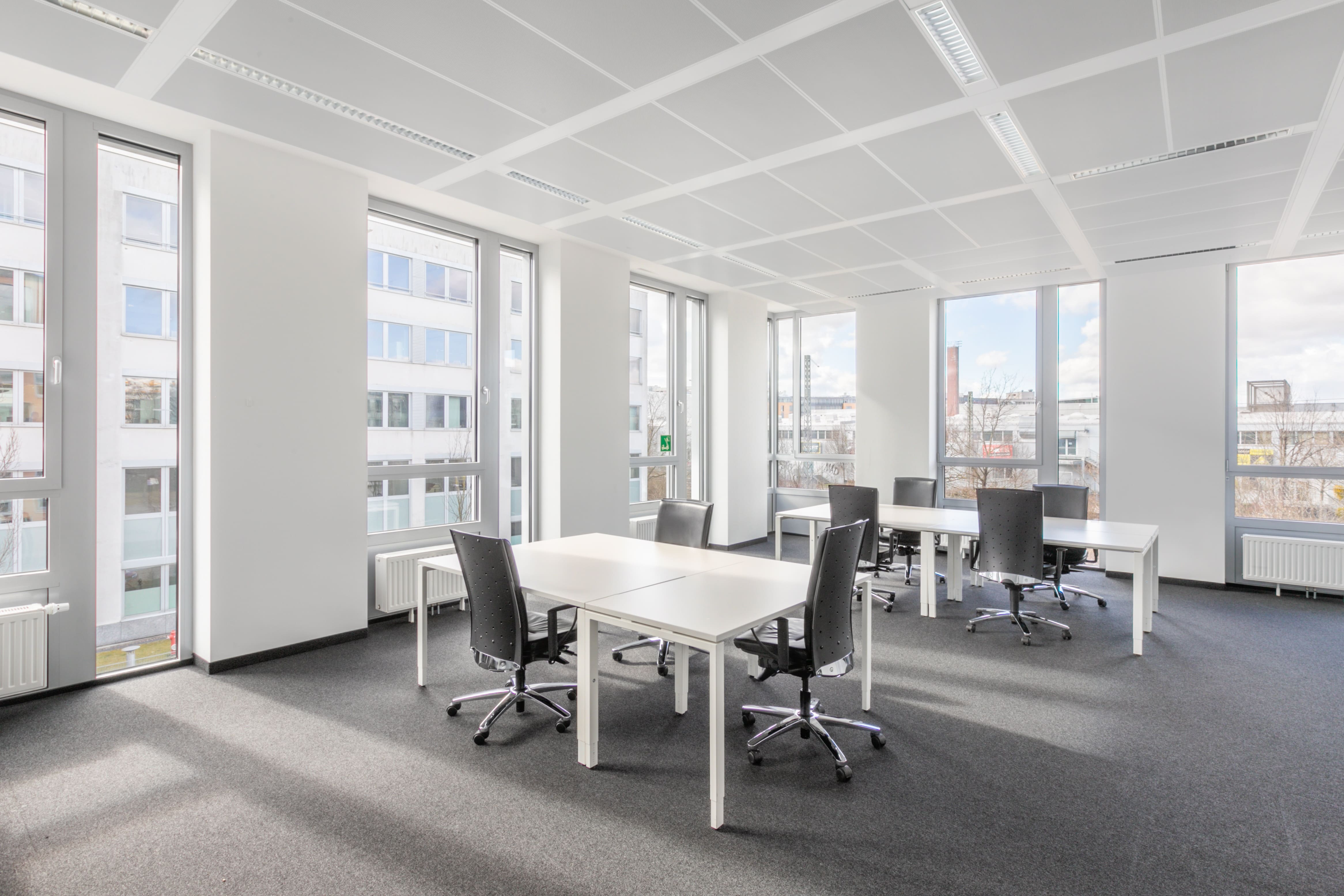 Bureau 100 m² f Avenue Youssef Ibn Tachfine — 8