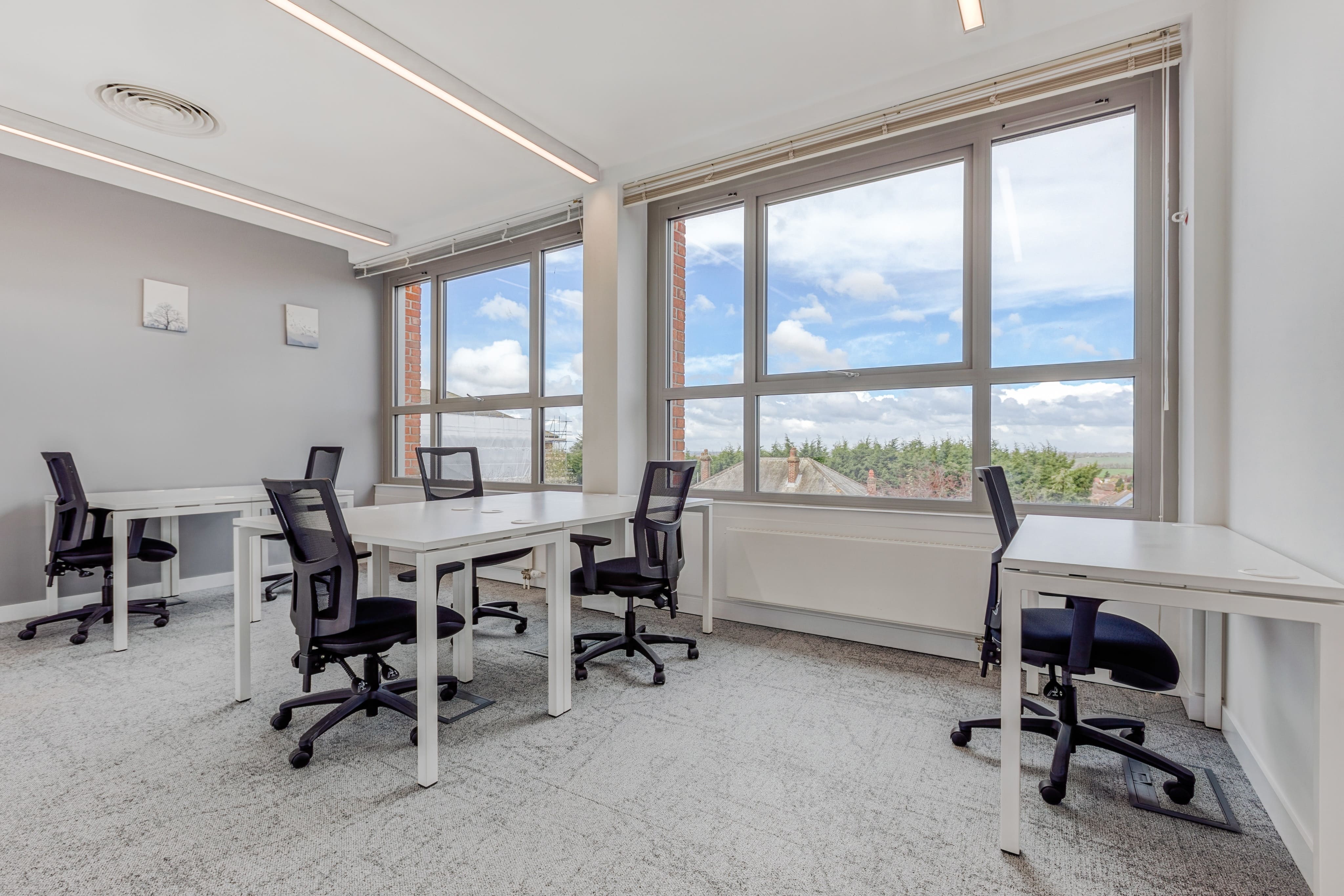 Bureau dédié – 15 personnes – Regus  TANGIERS, Ibn Batouta Bureaux