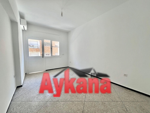 Appartement 140 m² à Quartier Agdal Bas — 8