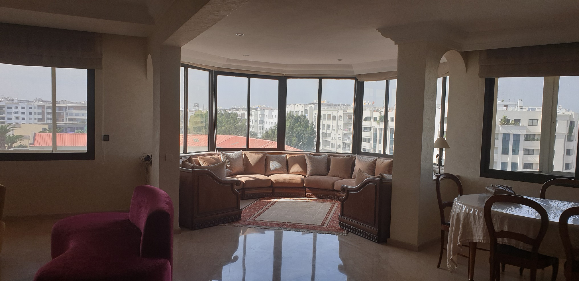 Grand appartement sans vis à vis au triangle d’or — 5