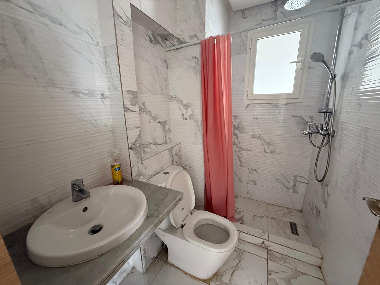 Dar Bouazza, Appartement à louer VIDE 3 CH — 4