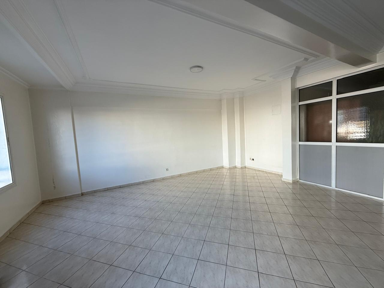 Centre ville 2 bureaux en location proche rond point chimicolor 58 m² — 6