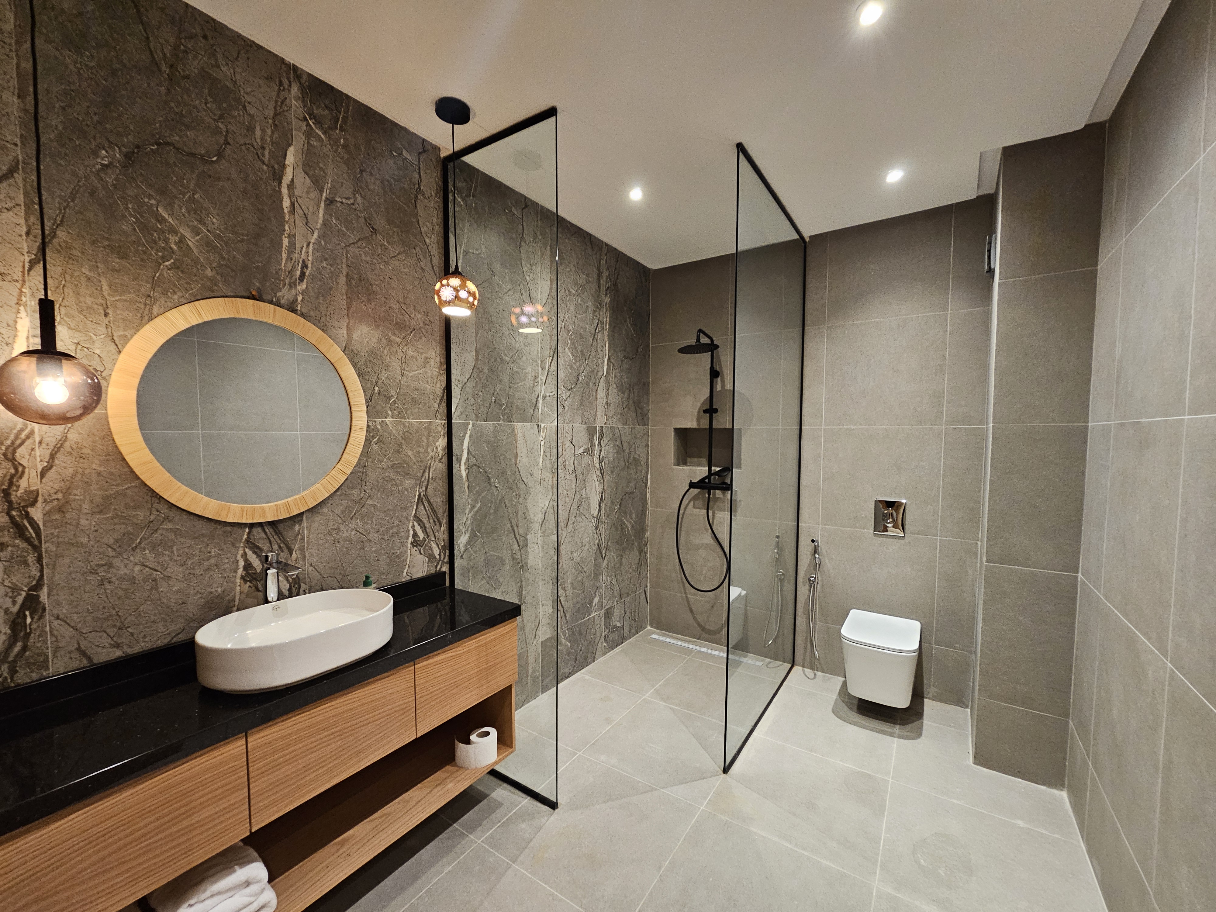 APPARTEMENT DE PRESTIGE À L'HIVERNAGE — 6
