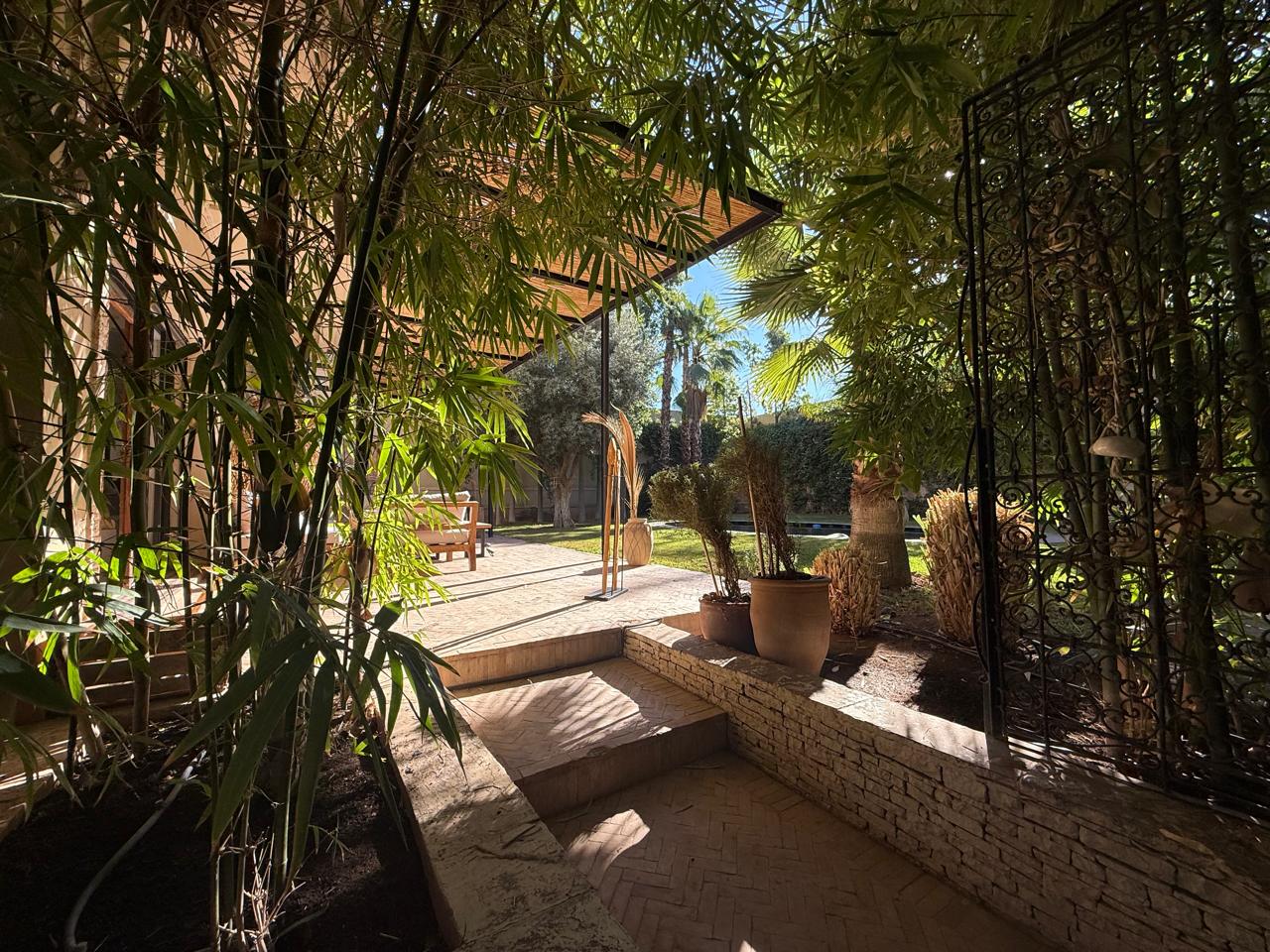 Villa 570 m² à AIN MEZOUAR — 3