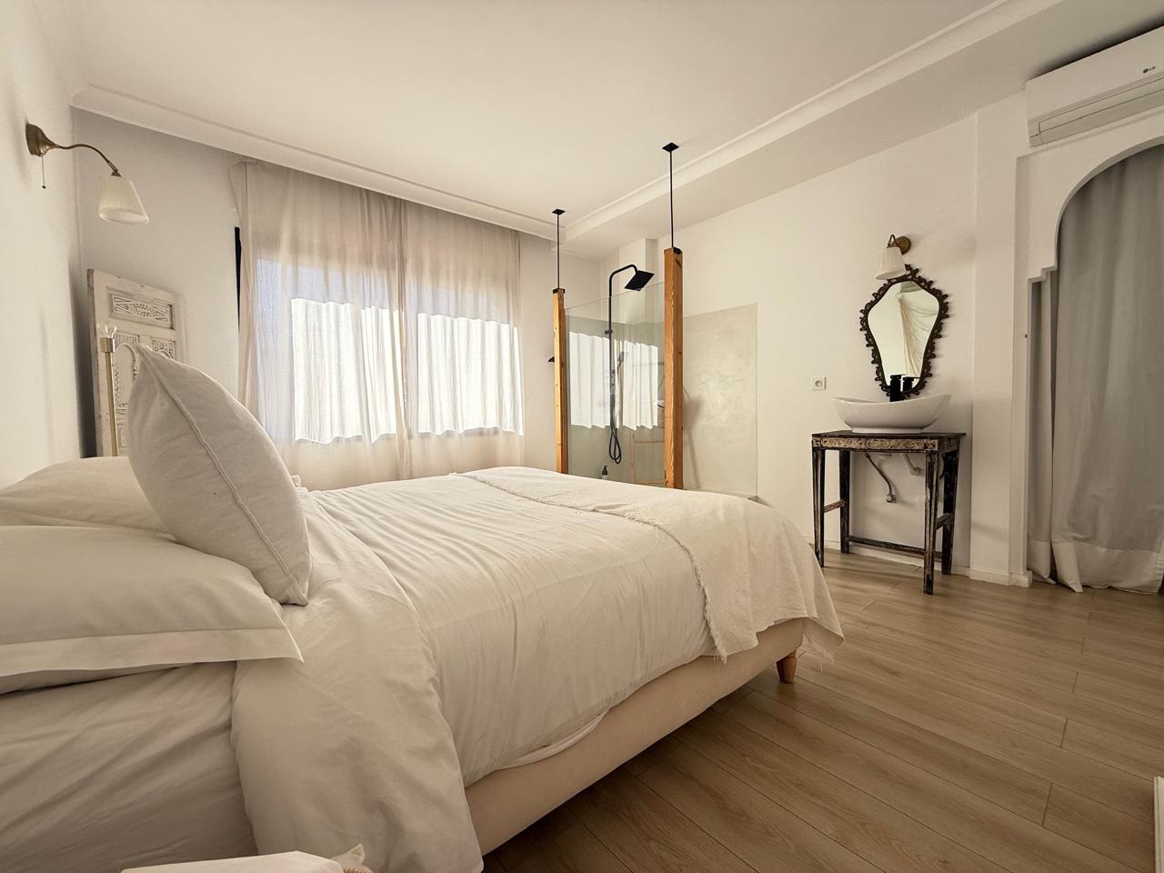 Villa 570 m² à AIN MEZOUAR — 8