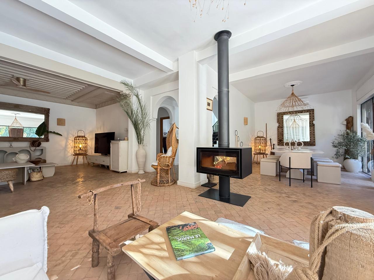 Villa 570 m² à AIN MEZOUAR — 4