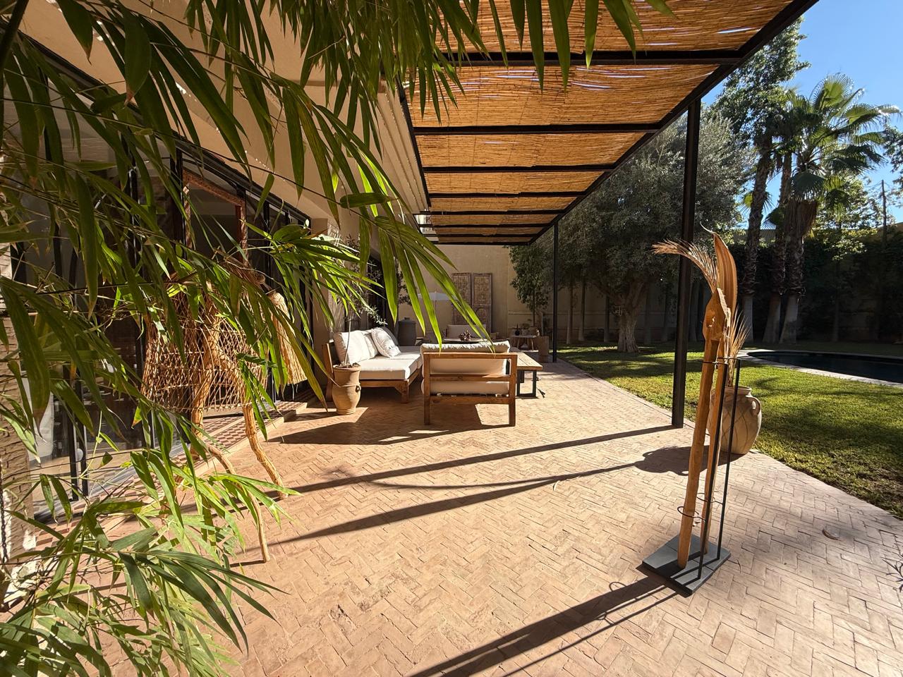 Villa 570 m² à AIN MEZOUAR — 2