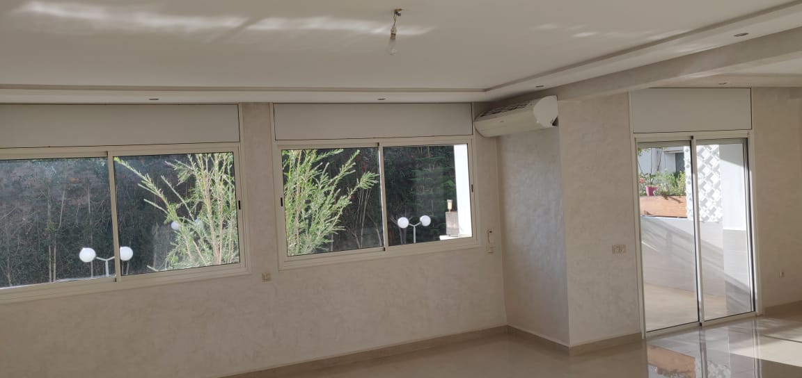 Ain Diab, Appartement de 175 m² à vendre, 3 C H — 3