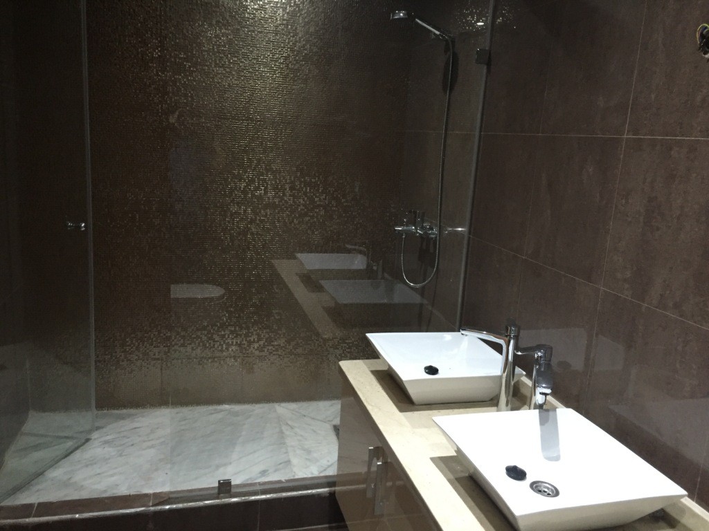 Ain Diab, Appartement de 175 m² à vendre, 3 C H — 2