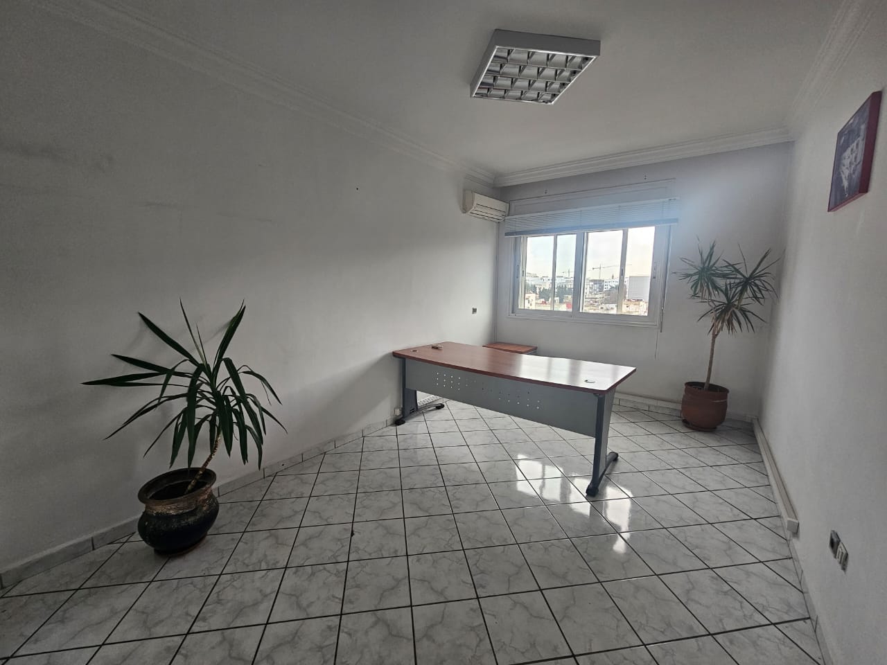 Bureau à louer 115 m² Abdelmoumen