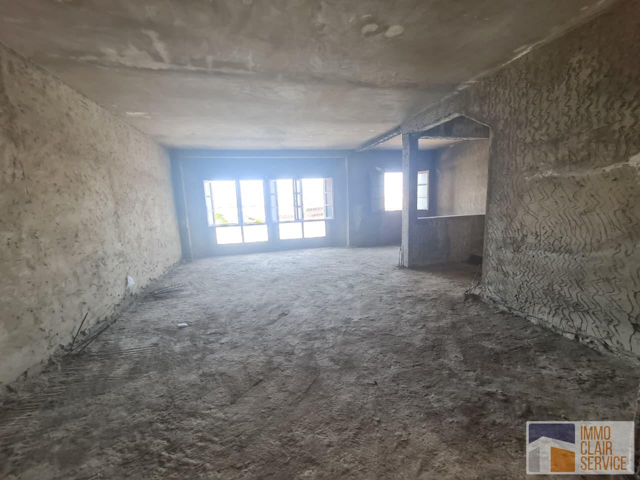 Commerce bien situé à vendre — 3