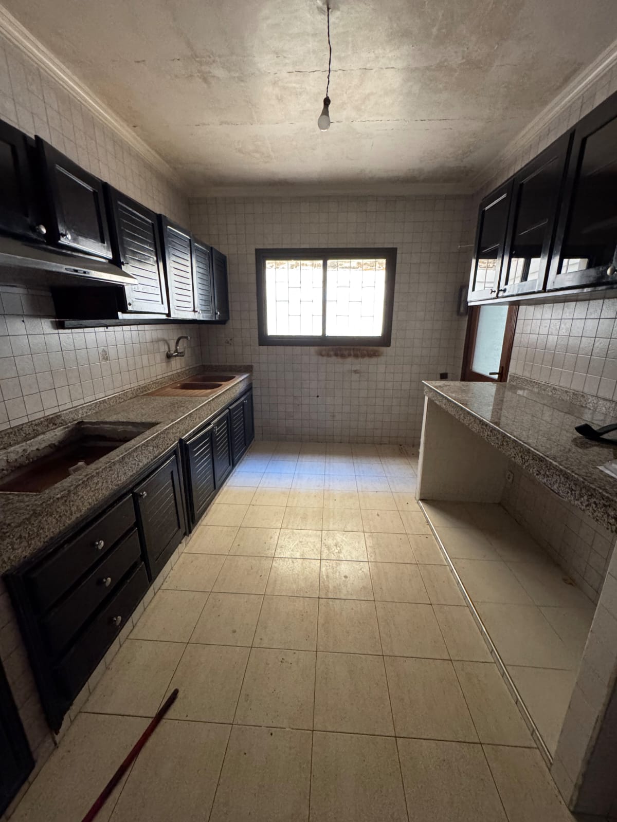 Spacieux Appartement de Grand Standing  200 m — 6