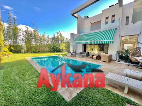Villa 354 m² à El Menzeh — 2
