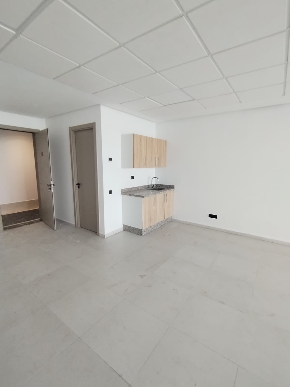 Plateau bureau 82 m² Boulevard la Corniche