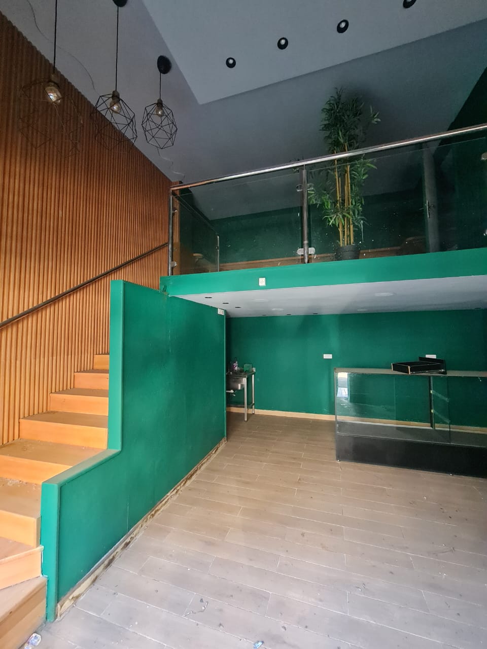 Local commercial 47 m² Boulevard Ziraoui — 2