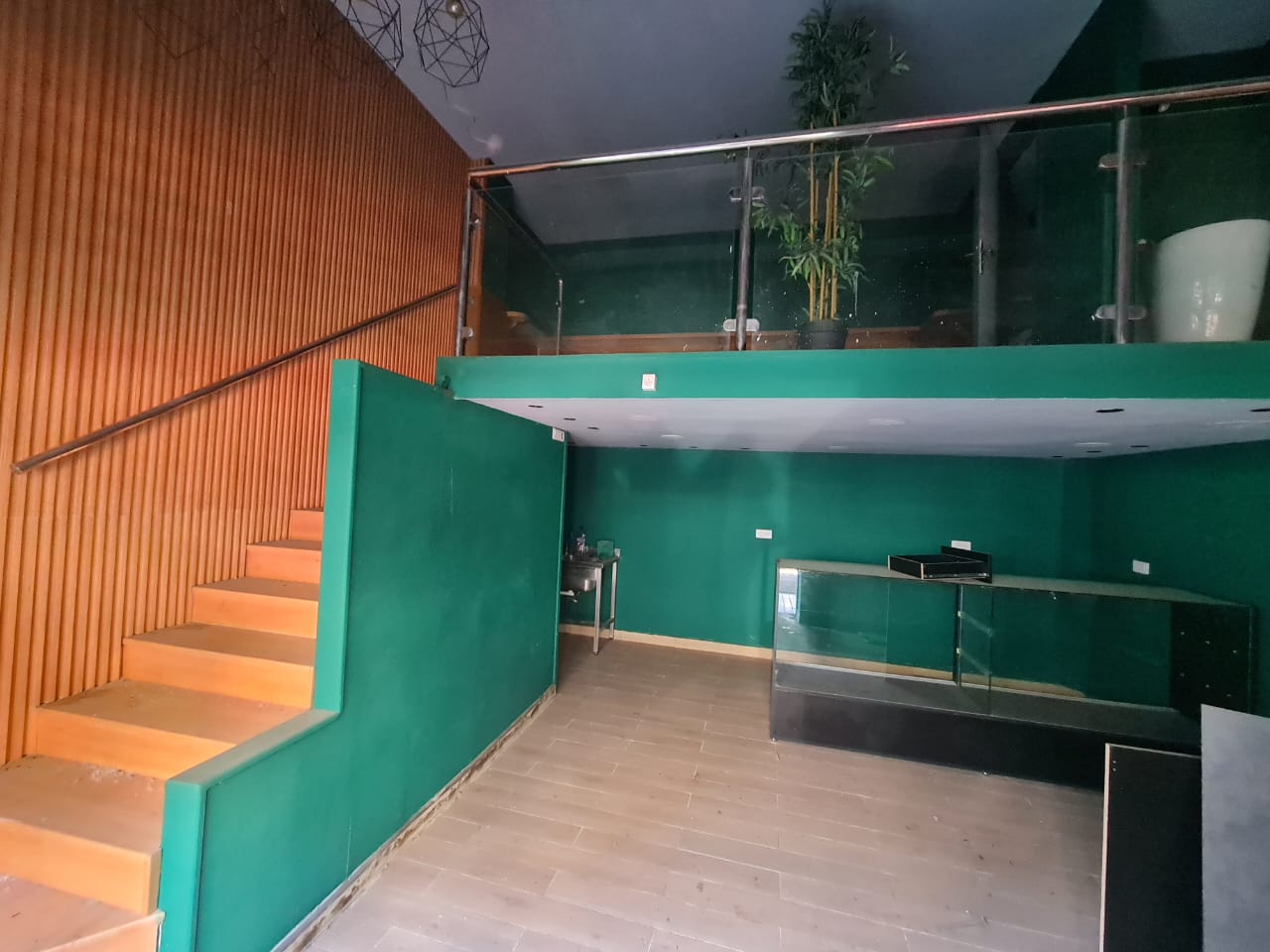 Local commercial 47 m² Boulevard Ziraoui