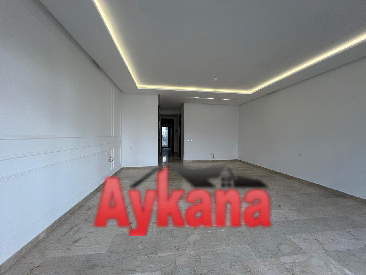 Appartement à Louer à El Menzeh — 4