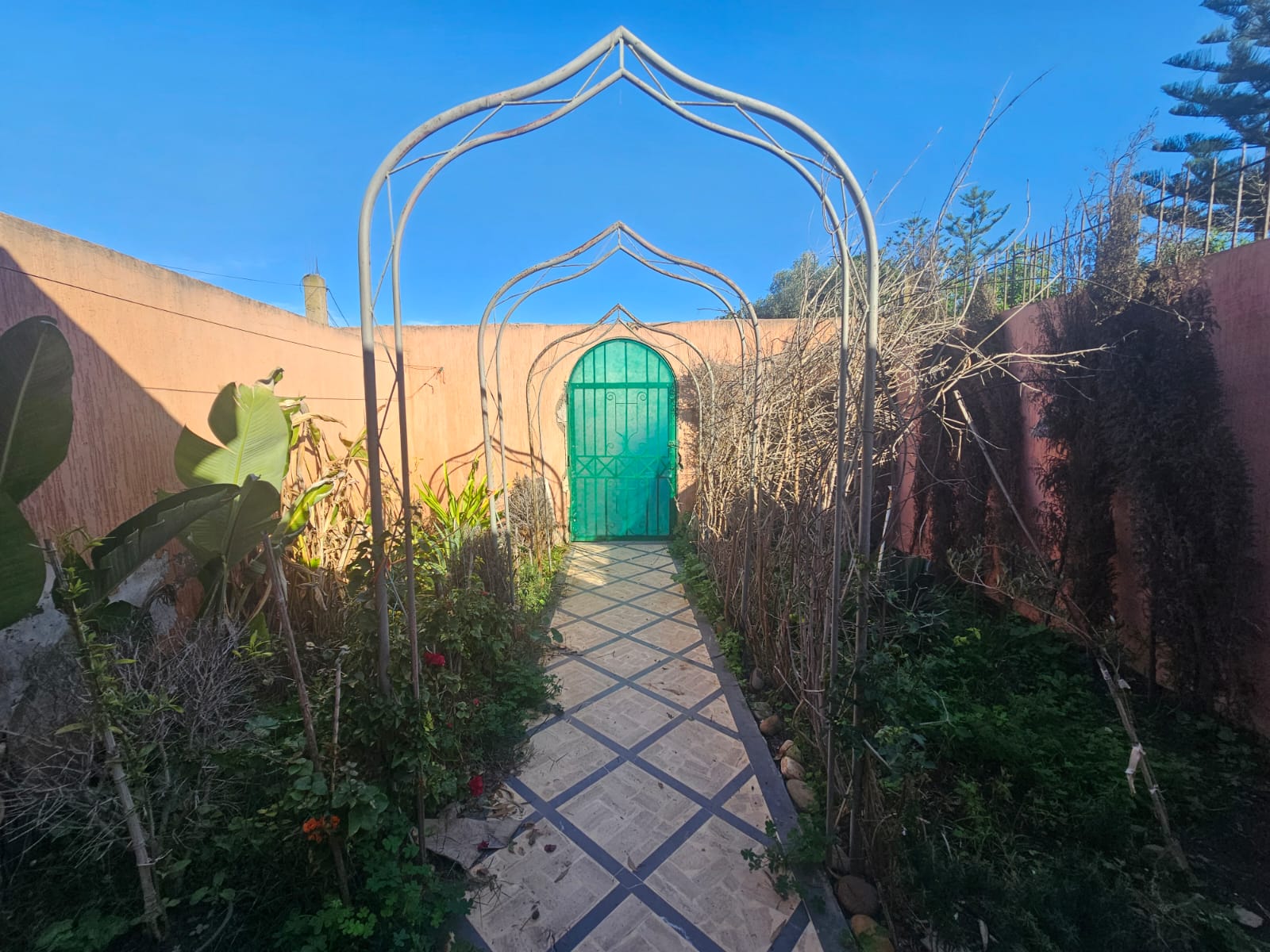 Location villa vide 450 m² Dar Bouazza — 2