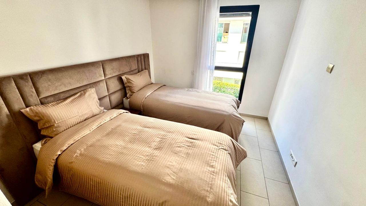 Appartement de standing neuf, meublé à louer à CFC — 6