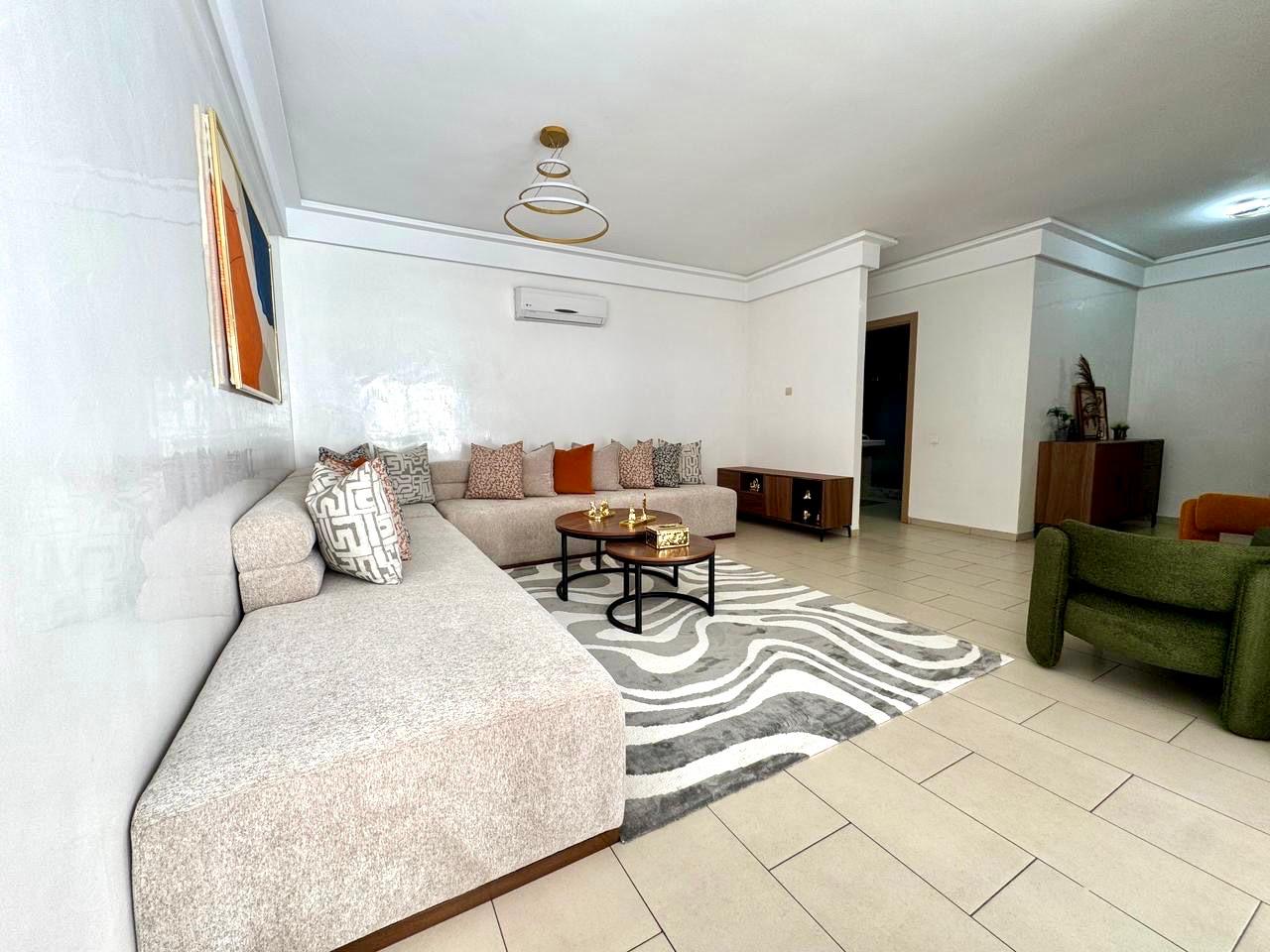 Appartement de standing neuf, meublé à louer à CFC