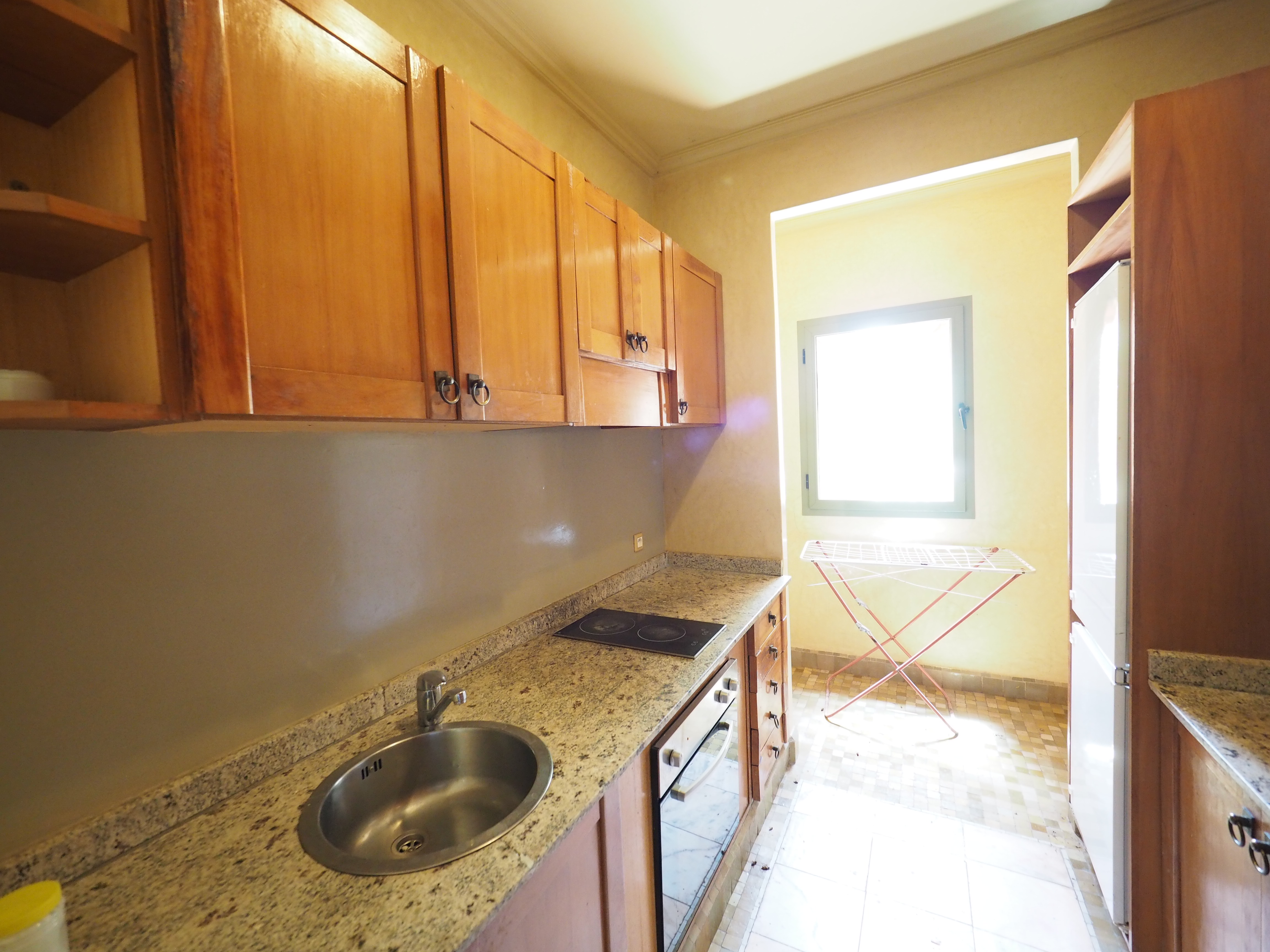 مطلة على جنيه 115 م² في قرية البامرية 2