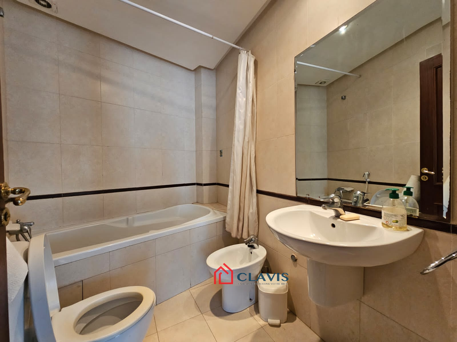 Appartement 100 m² f Triangle d'Or — 9