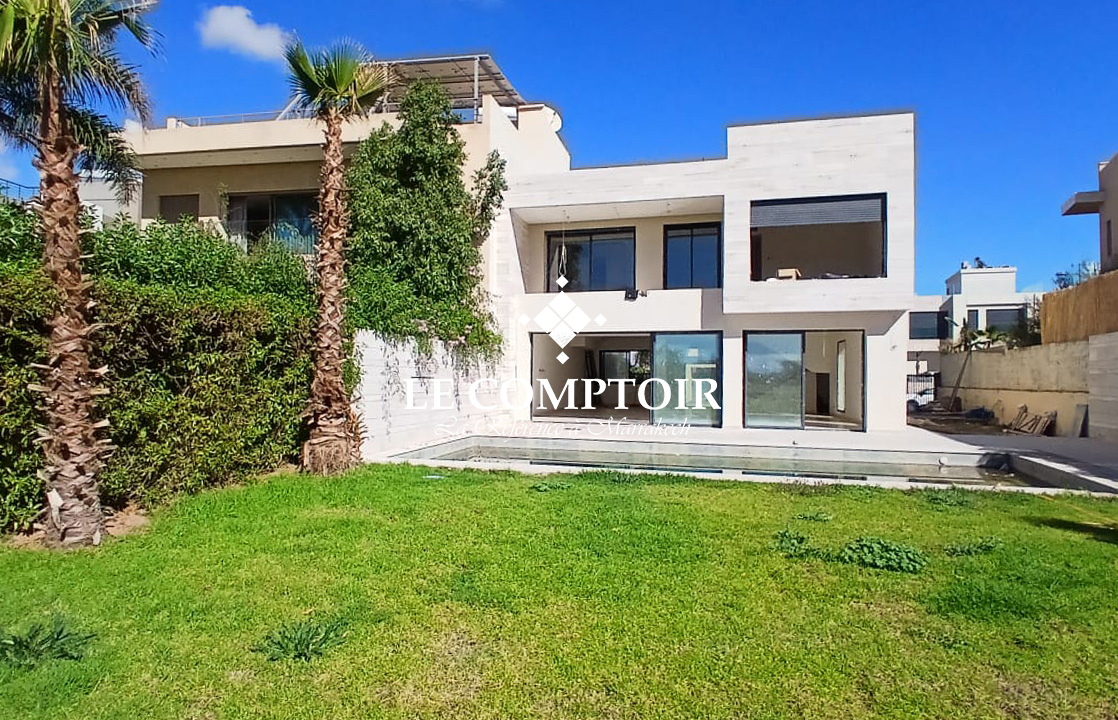 VILLA MODERNE PREMIERE LIGNE DE GOLF ARGAN