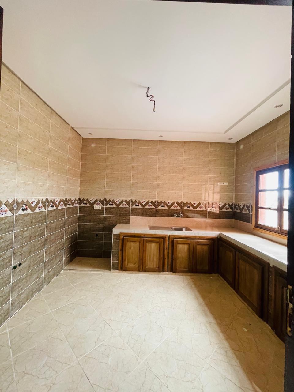 Dar 336 m² f Route de Fès — 7