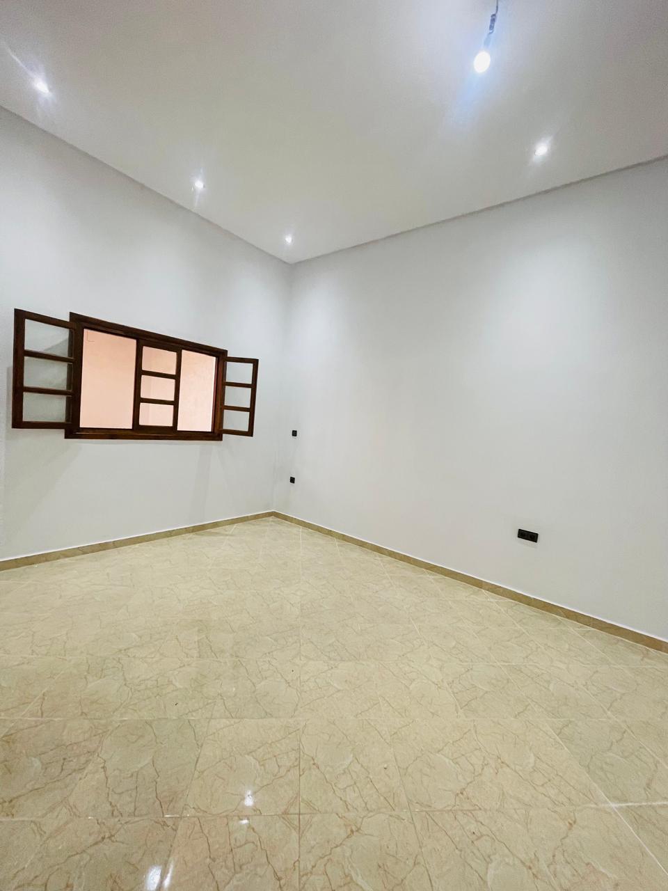 Dar 336 m² f Route de Fès — 5