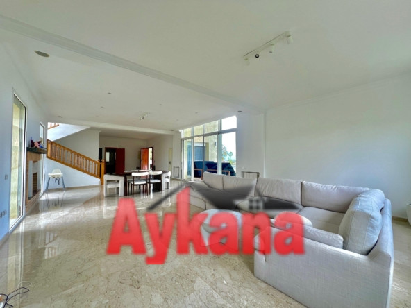 Villa 880 m² à El Menzeh — 7