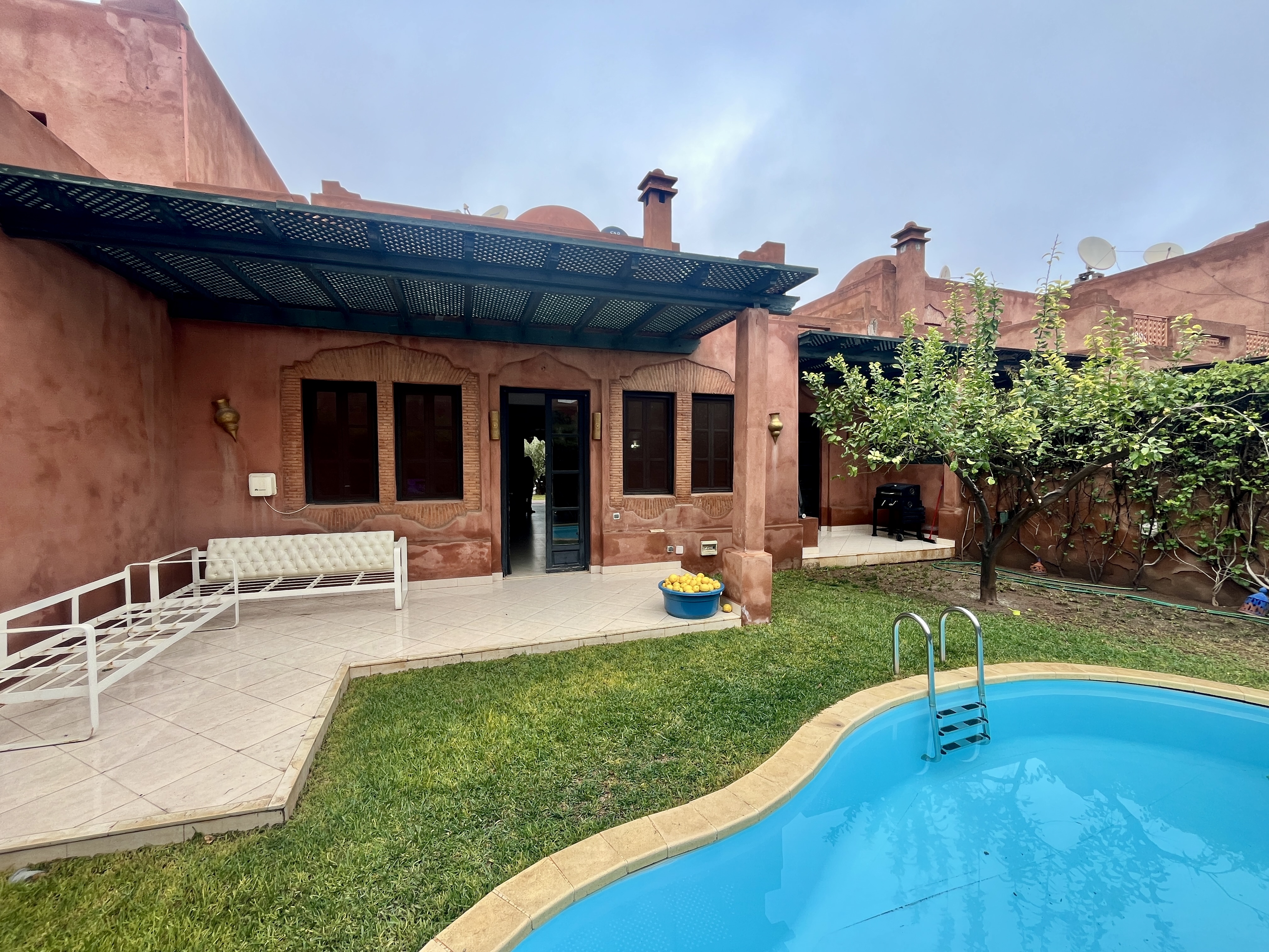 Villa arabo-andalouse avec piscine – Marrakech