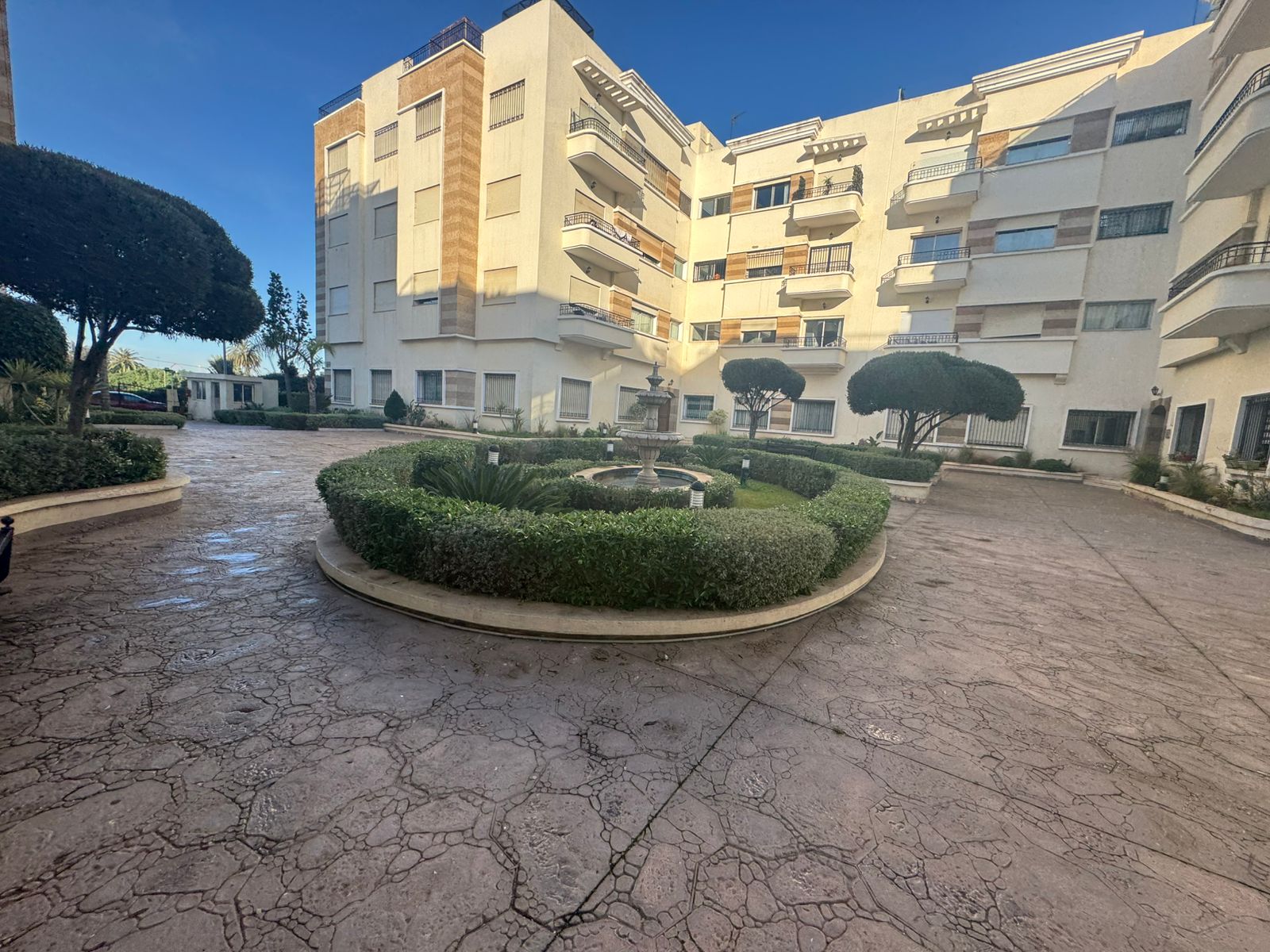 Oasis, location d’un appartement meublé 3 CH — 4