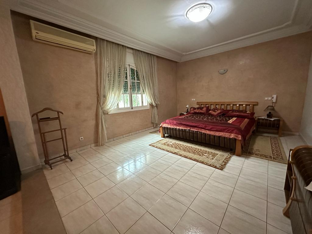 À vendre: villa d’angle isolée à Mandarona — 2