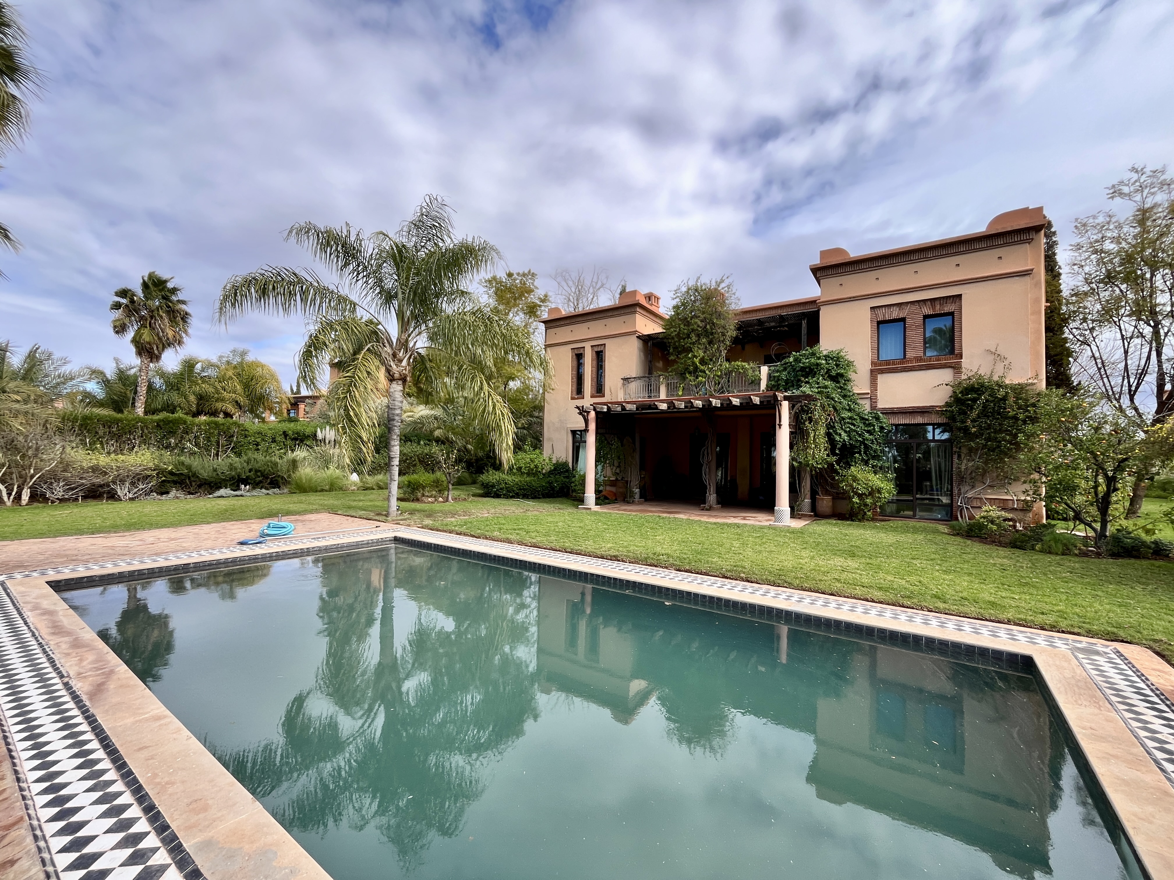 Belle vIlla Arabo-Andalouse à Samanah - Marrakech — 2