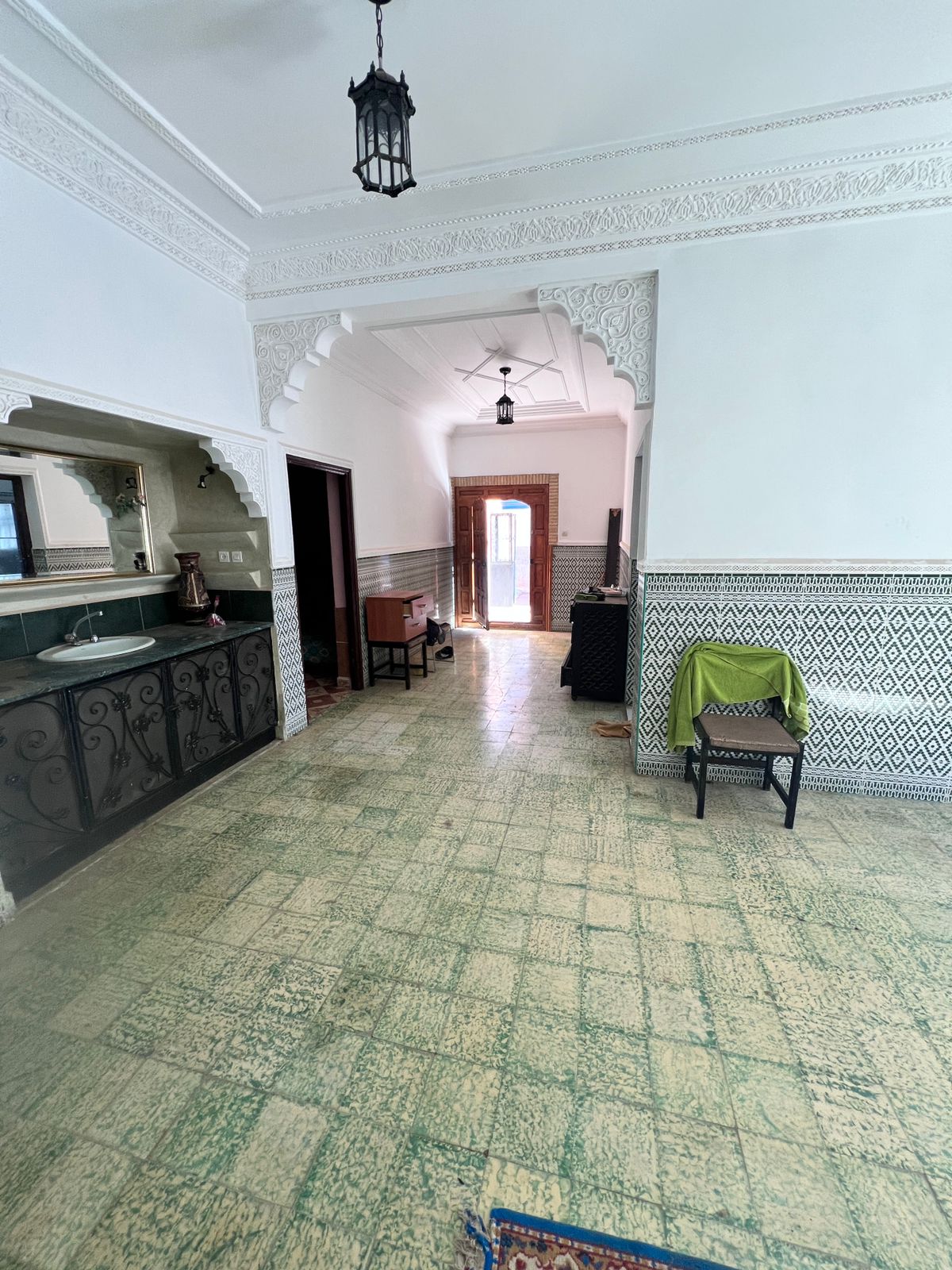 Villa à vendre 530 m² km 19 route Ourika.