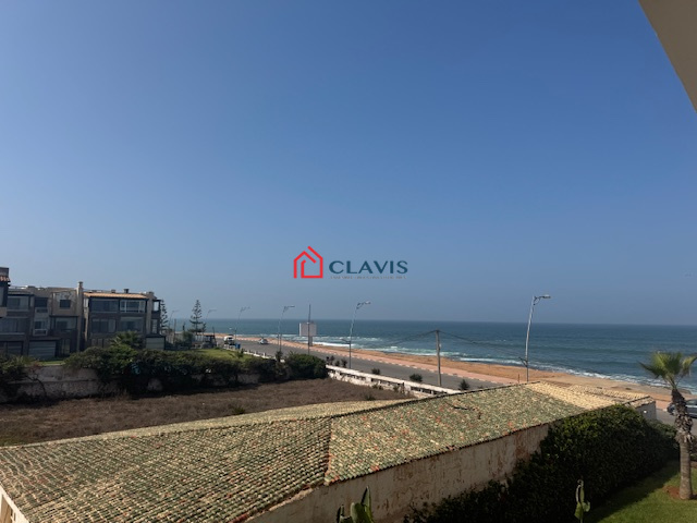 Appartement avec terrase et vue sur mer