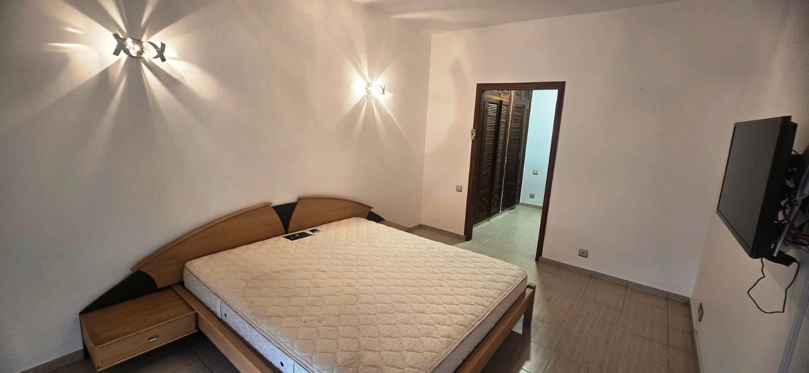 Appartement bien situé à louer au 4ème étage — 4