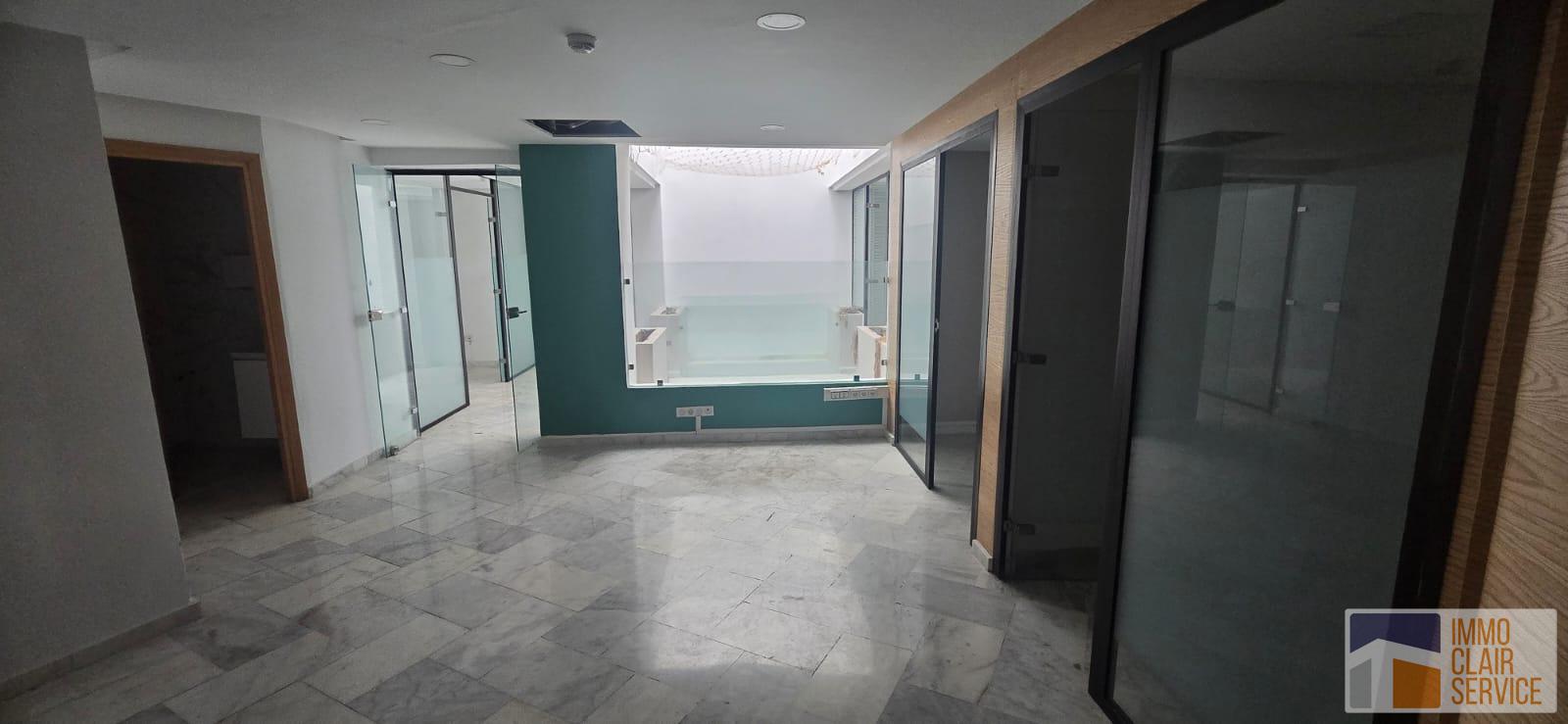 مكتب 1000 م² في Quartier Agdal Haut — 7