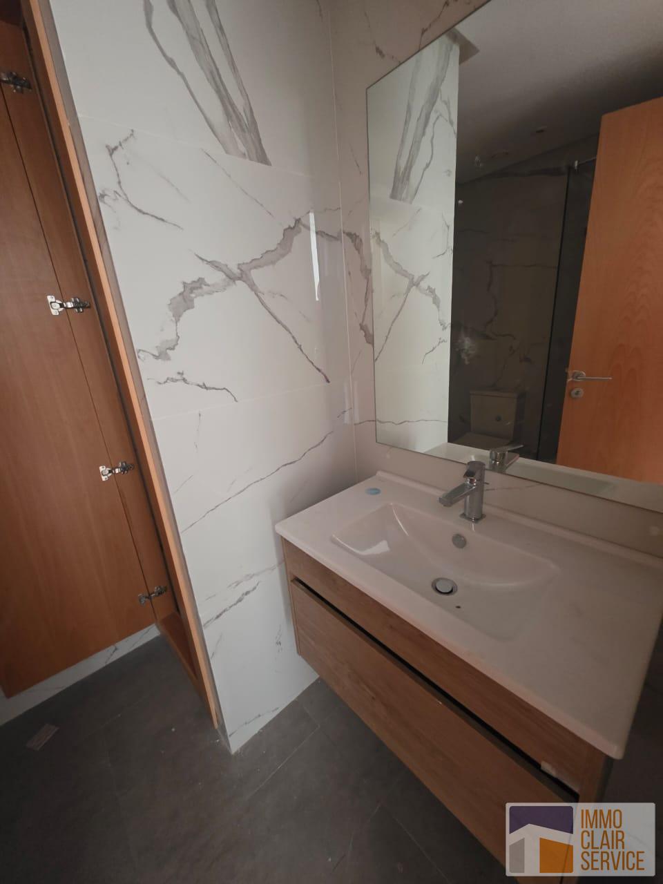 Appartement 110 m² à Quartier Agdal Bas — 8