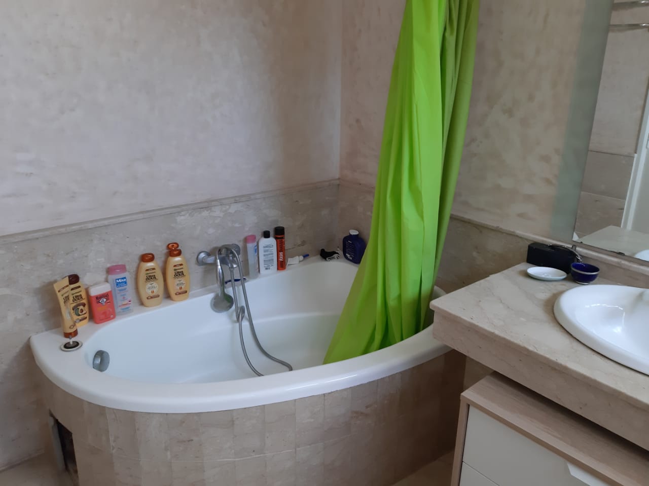 Triplex en location vide sur C.I.L  3 CH — 5