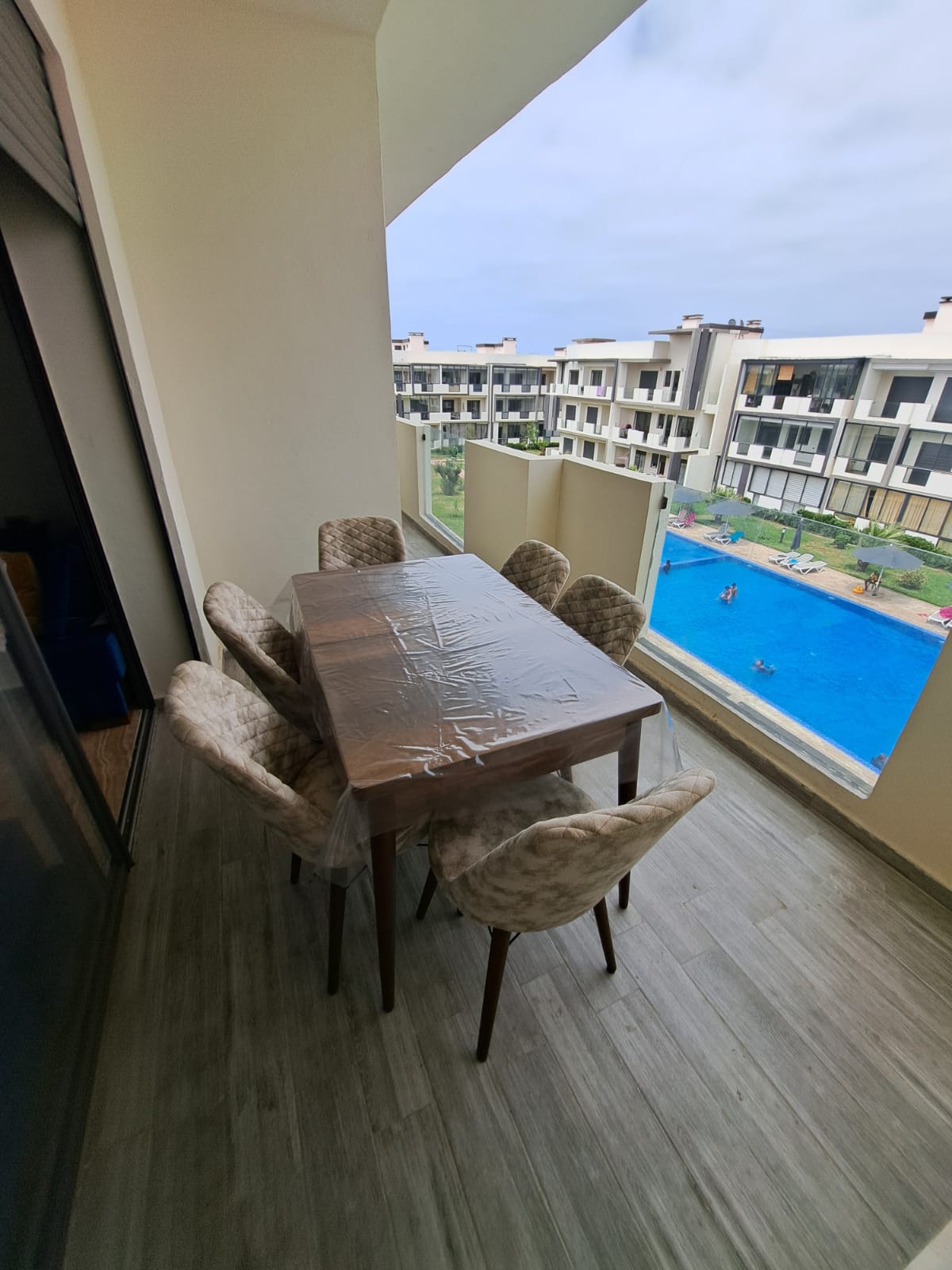 Appartement meublé à louer à Dar Bouazza 3 CH