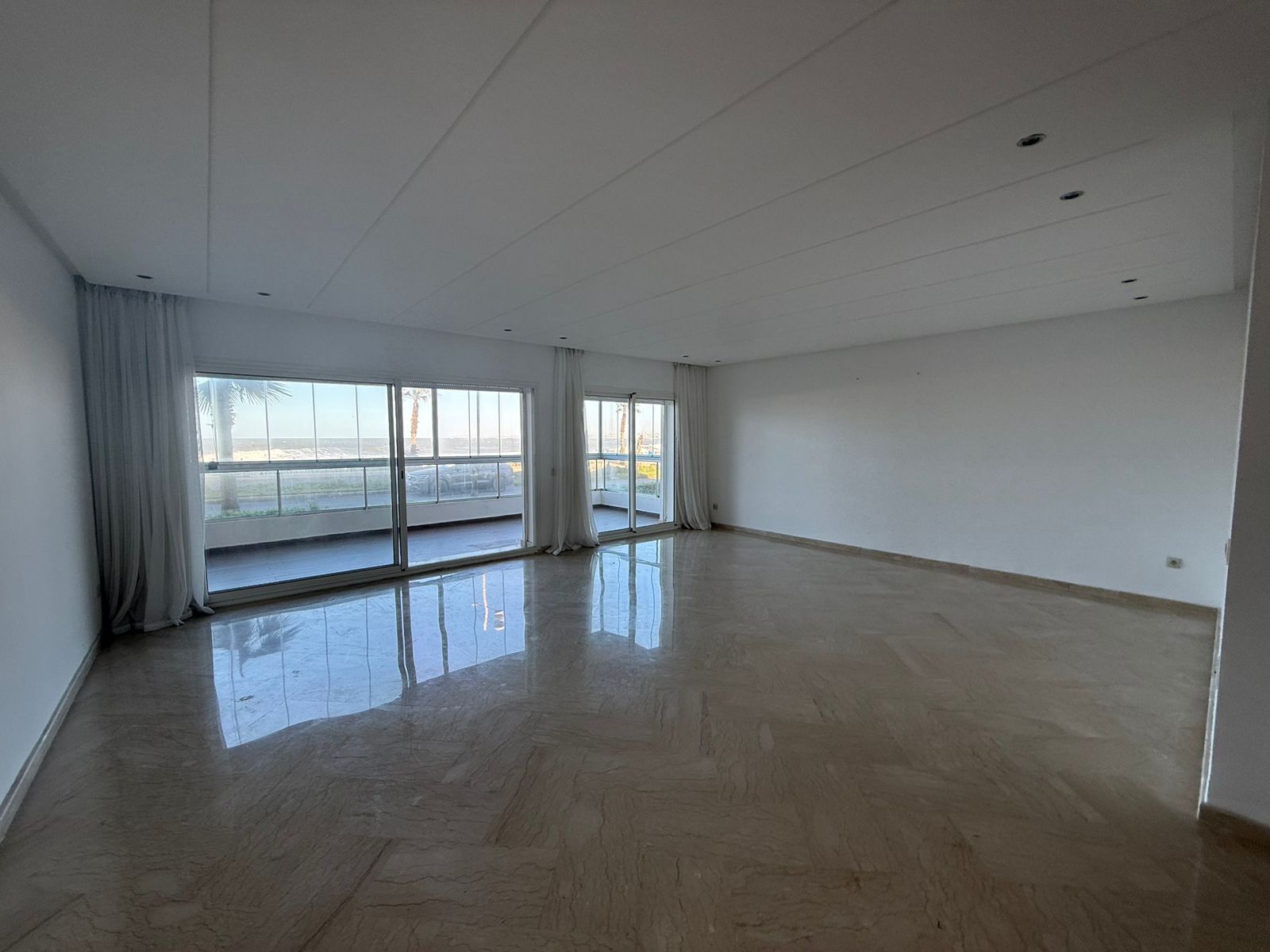 DAR BOUAZZA, Bel appartement en VENTE 3 CH — 2