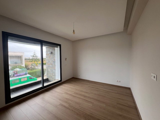 Dar Bouazza, jolie Villa à VENDRE 4 CH — 6