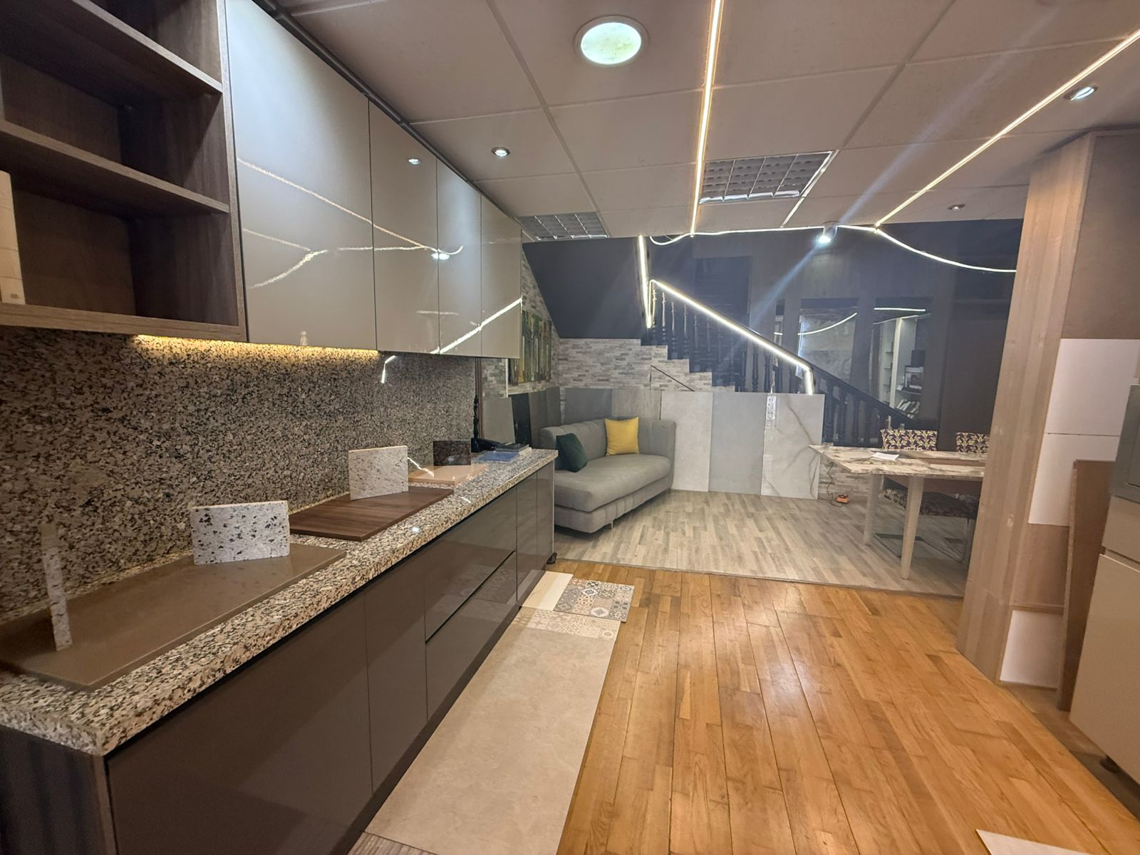 Bourgogne – Droit au bail à vendre 200 m²